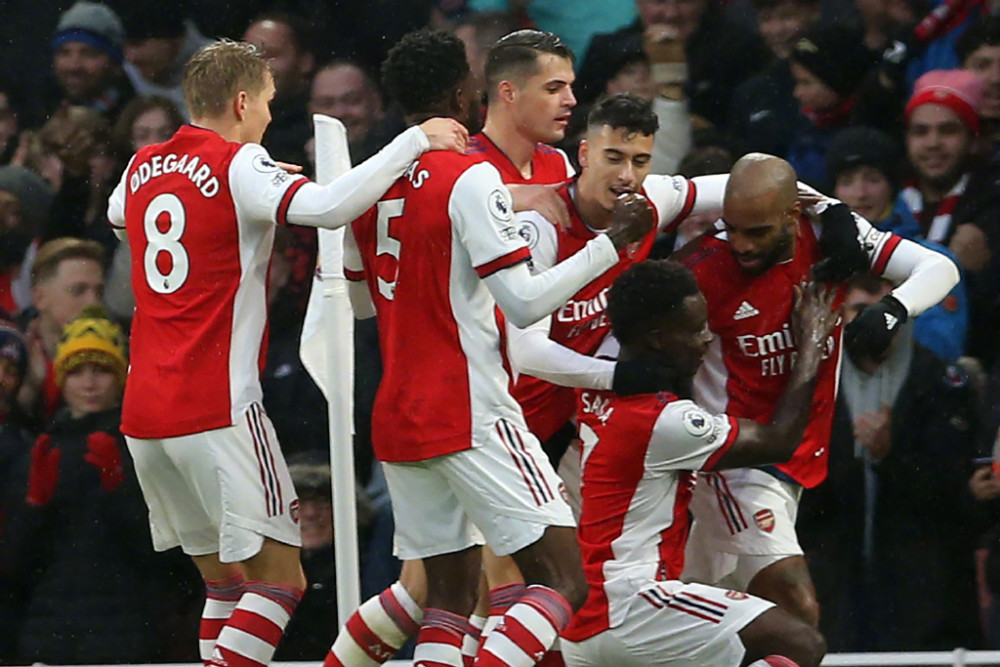 句号转会到KSG直接不演了，JDG让状元打野陪太子，简直是误人子弟！