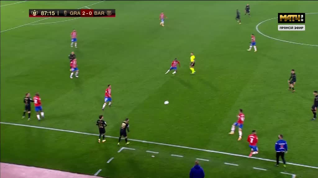 字母哥30+10空接准绝杀罗林斯29分 雄鹿逆转黄蜂