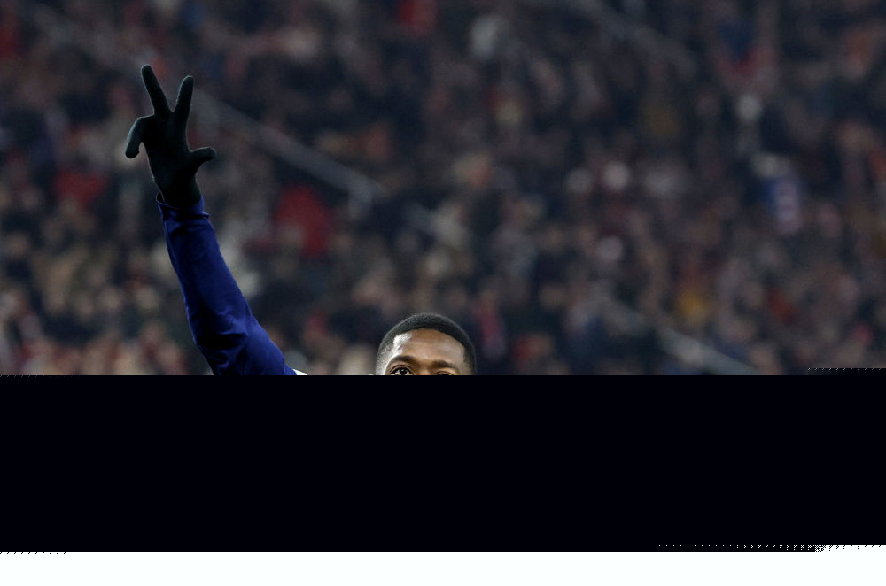 还有付费剧情！ 俄罗斯美女cos《生化危机9》女主格蕾丝