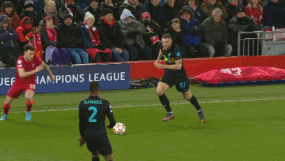 意甲强队集体发力