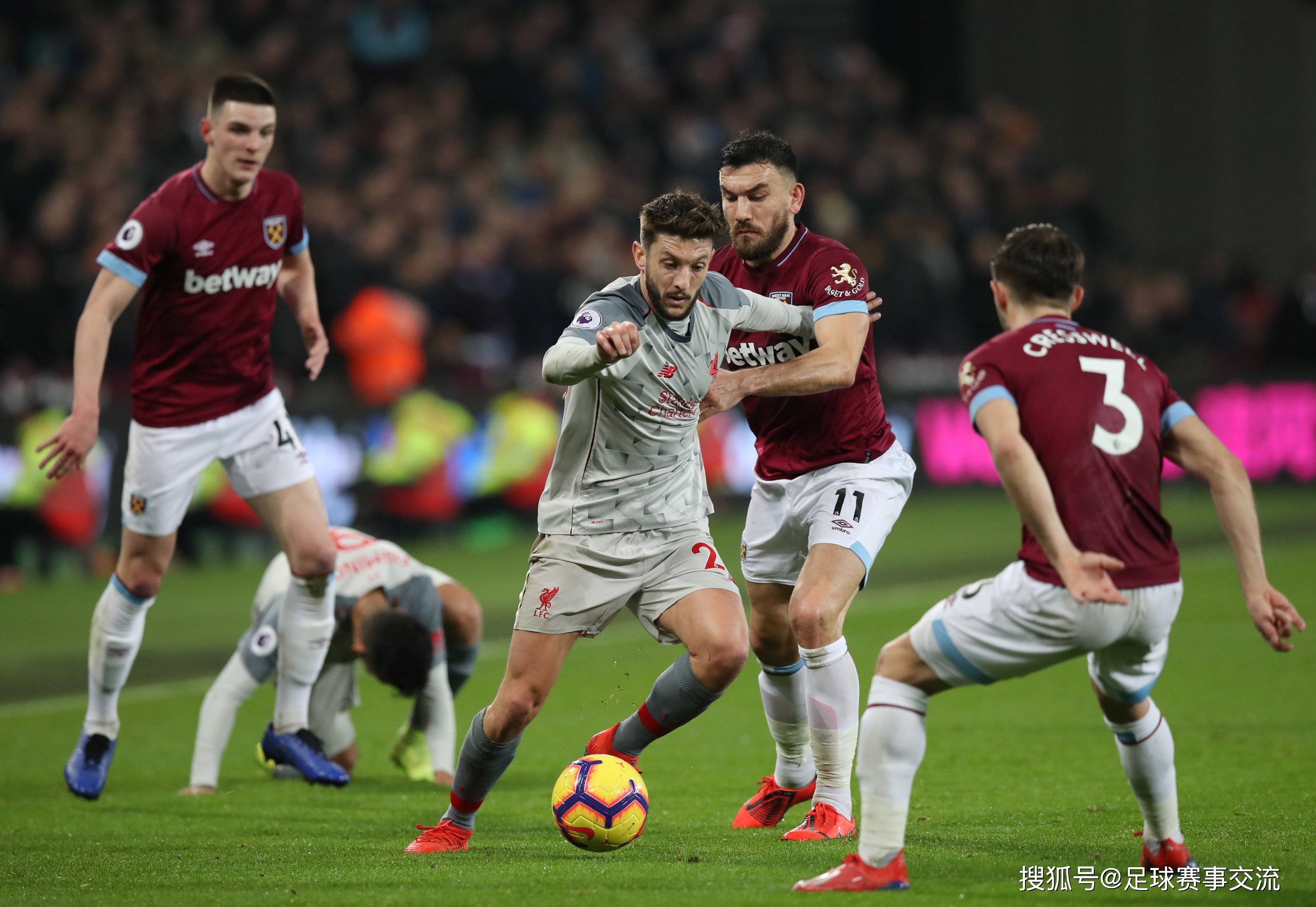 本泽马续约吉达联合？38岁传奇前锋的未来与数据背后的故事