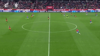 曝施罗德在走廊里蹲守东契奇 试图挥拳击打对方